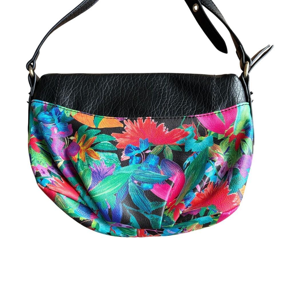 Juicy Couture Tropical Floral Envelope Style Crossbody Bag - Picture 4 of 11